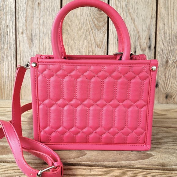 Steve Madden BNIKO3 In Fushia Pink Teddy Bear Dice Tote Crossbody Handbag - Picture 7 of 8